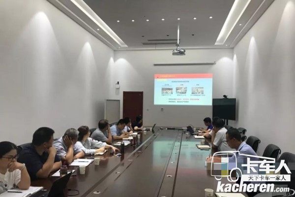 大齿公司与东风新汽进行了深入交谈与沟通