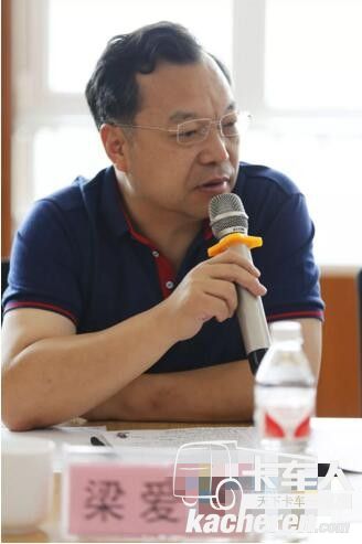 中国石化北京化工研究院副院长、中国合成橡胶工业协会会长梁爱民