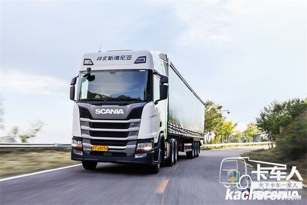 全新一代斯堪尼亚R450 6X2牵引车