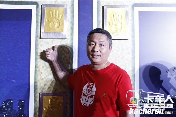 河北辛集的欧曼百万名人张小兵