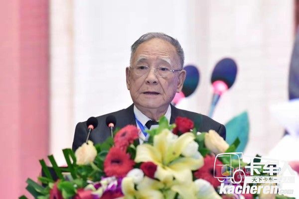 原机械工业部部长何光远