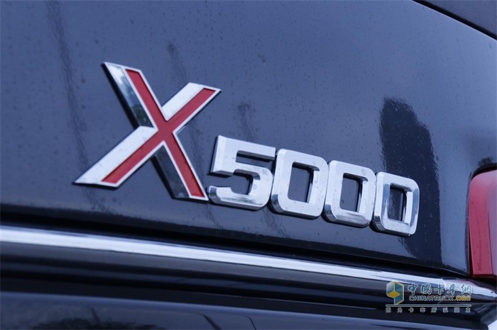 陕汽德龙X5000标志