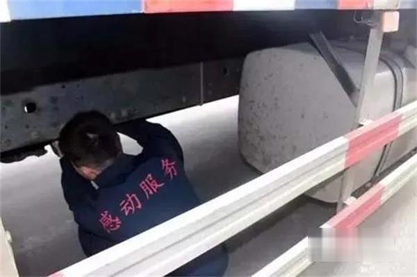一汽解放 牵引车