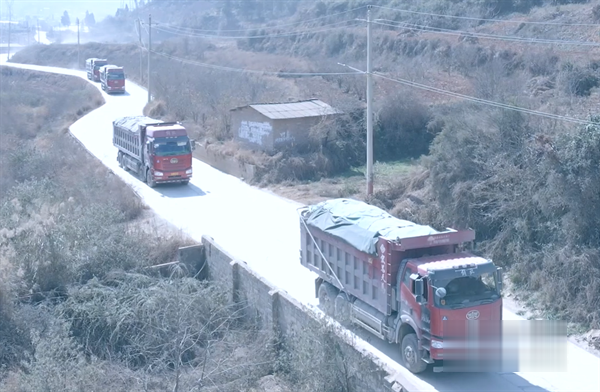 一汽解放 自卸车