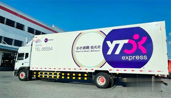 东风多利卡  D12载货车