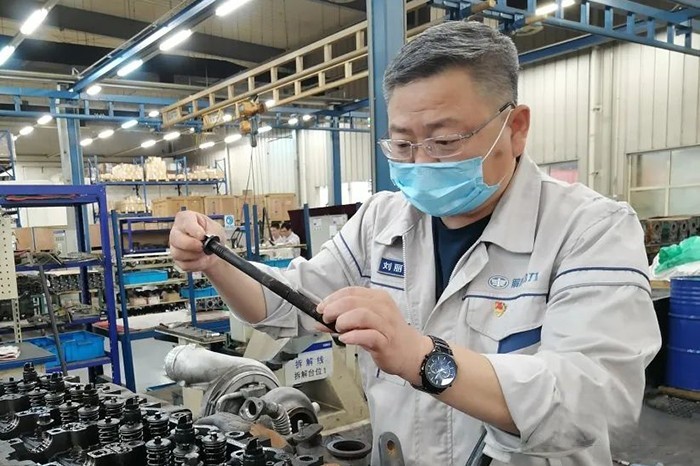 解放动力 工人先锋号 发动机事业部