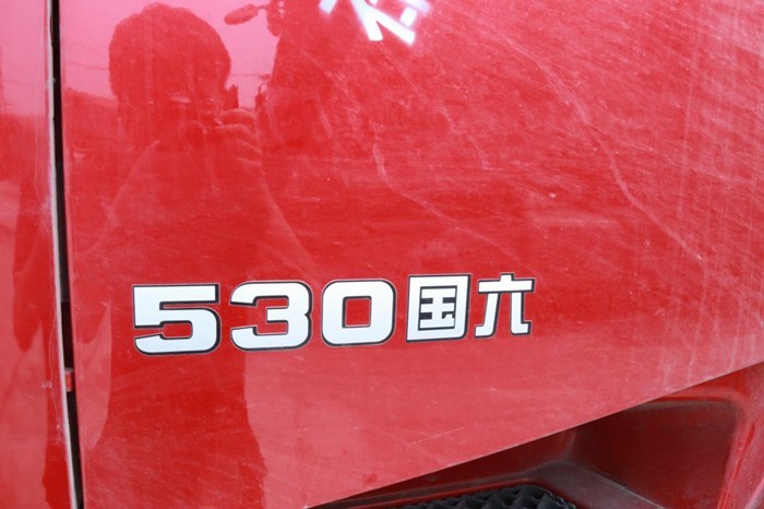 陕汽德龙X5000Pro牵引车