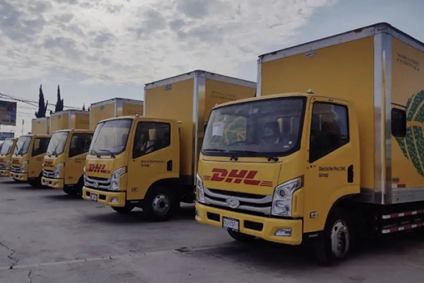 首批EC303纯电轻卡交付DHL 上汽轻卡持续斩获海外大单