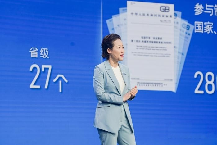 首个商用车电动专属平台!宇通发布睿控E平台再掀技术变革浪潮