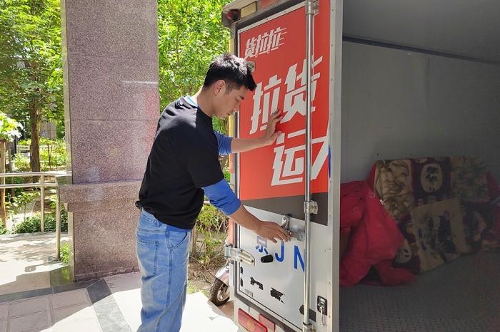从送外卖到送货物,王俊熹选择与祥菱M2并肩奋斗