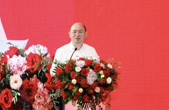 江淮格尔发重卡:1-6月累计销售重卡6628辆,同比增长37%