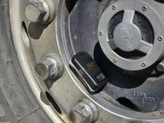 高效运输的未来:康迈免维护轮端解决方案助力快递行业