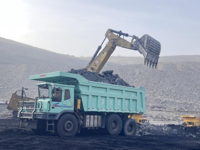 微宏助力350辆矿卡高效运营 持续为“疆煤外运”赋能